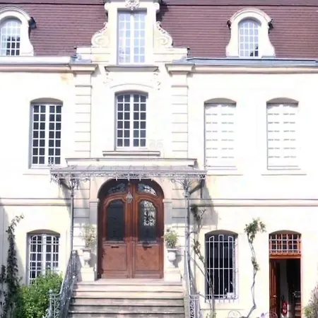 Standing Dans Bel Particulier Apartment