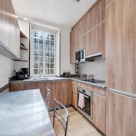 Standing Dans Bel Particulier *