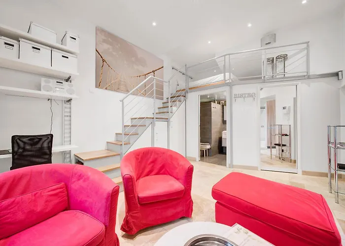 Standing Dans Bel Particulier Dijon